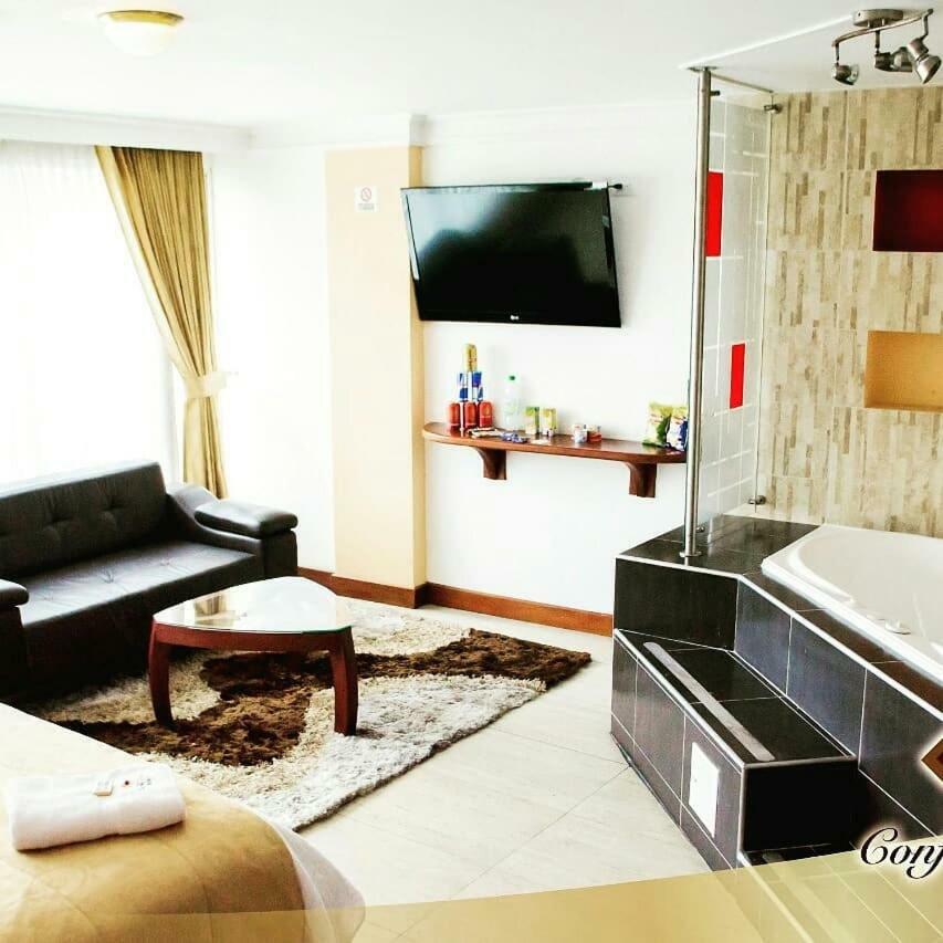 פאסטו Hotel Confort Sweet מראה חיצוני תמונה