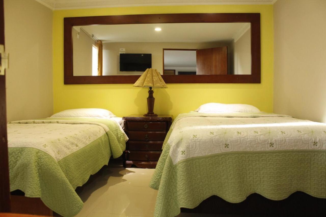 פאסטו Hotel Confort Sweet מראה חיצוני תמונה
